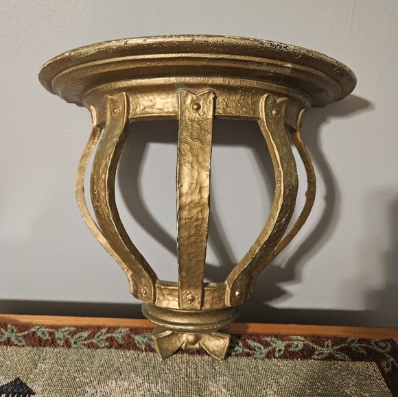 Vintage 1968 Dart Industries 3505 Gold Painted Hanging Wall Shelf - Picture 1 of 11